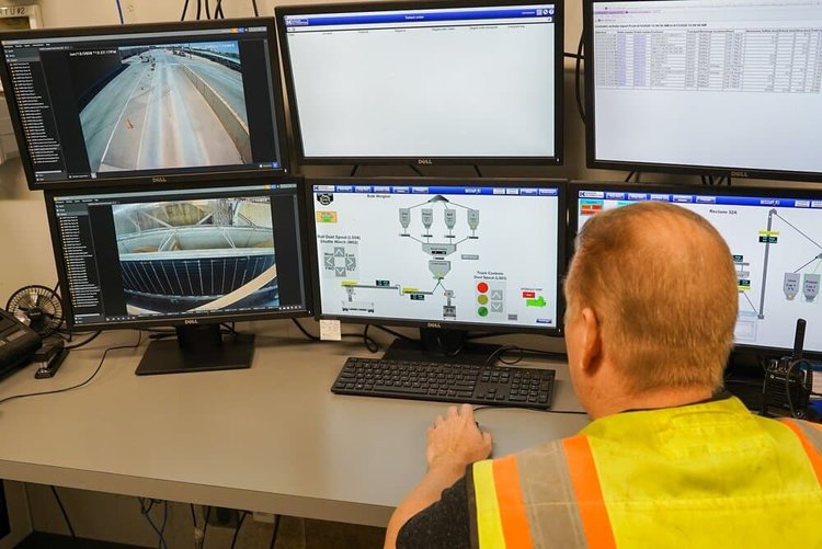 Liquid & Dry Agronomy Automation